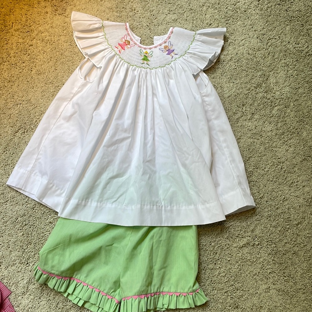 Remember Nguyen girls size 8 smocked top and shorts set